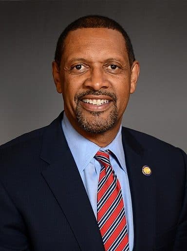 Vernon Jones